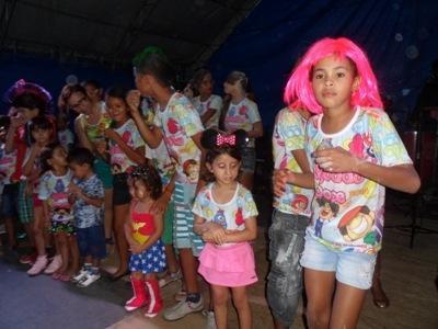 Carnaval 2014: Bloco Infantil Algodão Doce leva multidão as ruas de Valença - Imagem 29