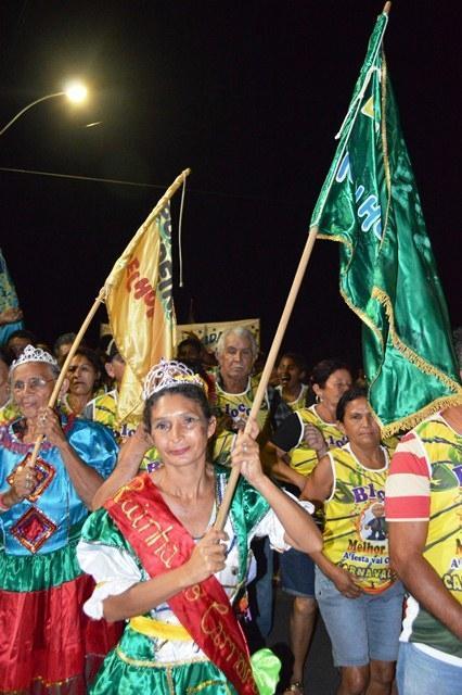 A Melhor Idade faz a alegria da primeira noite do Carnaval de Luzilândia - Imagem 20