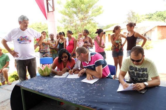 CRAS REALISA FOLIA 2014 EM CURRAIS - Imagem 28