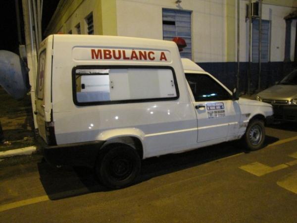 Duas bandas fizeram a animação da galera na primeira noite de carnaval em Miguel Alves - Imagem 63