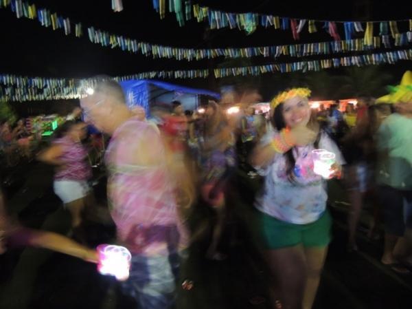 Confira os melhores cliques do 1ª dia de carnaval 2014 em Curralinhos  - Imagem 23