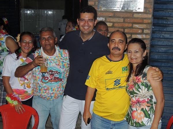 Variedade de ritmos e emoção marcaram  a 1ª noite do carnaval monsenhorgilense - Imagem 1