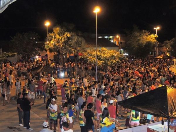 Fotos: 1ª noite do carnaval de Pedro II - Imagem 70