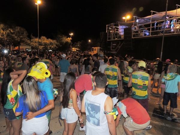 Fotos: 1ª noite do carnaval de Pedro II - Imagem 67