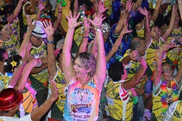 A Melhor Idade faz a alegria da primeira noite do Carnaval de Luzilândia - Imagem 5