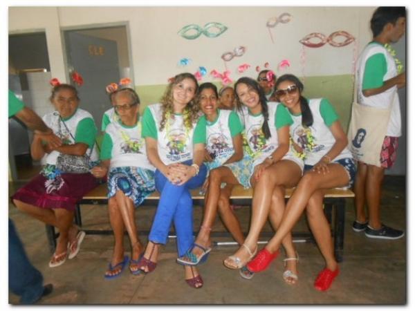 Carnaval da melhor idade foi um sucesso! - Imagem 52