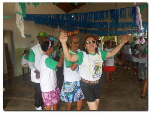 Carnaval da melhor idade foi um sucesso! - Imagem 3