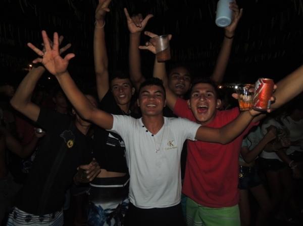 Confira os melhores cliques do 1ª dia de carnaval 2014 em Curralinhos  - Imagem 46