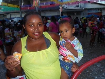 Carnaval 2014: Bloco Infantil Algodão Doce leva multidão as ruas de Valença - Imagem 10