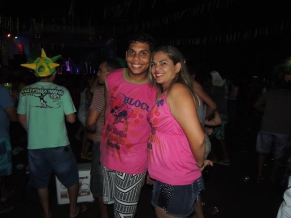 Confira os melhores cliques do 1ª dia de carnaval 2014 em Curralinhos  - Imagem 57