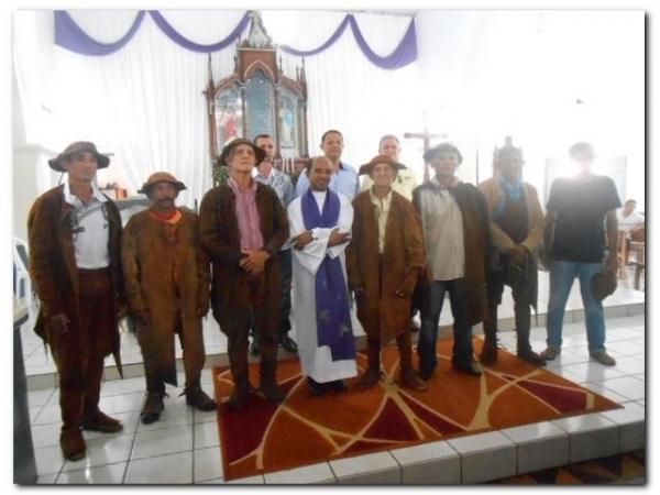 Festejo de São José em Inhuma reúne milhares de fiéis  - Imagem 17