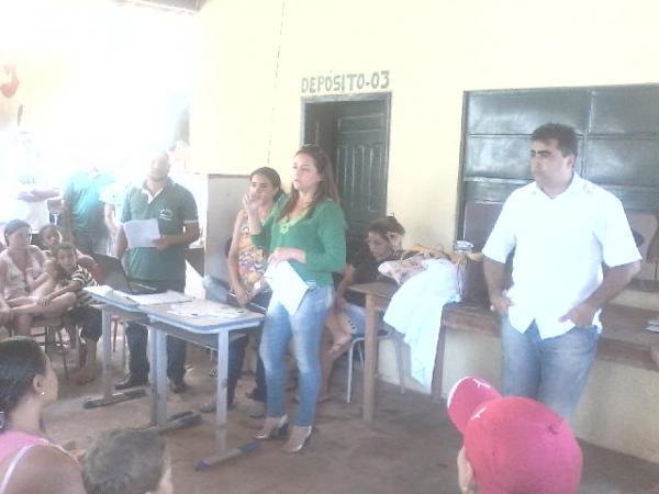 Escola Roberto José de Santana premia os 10 melhores alunos do mês de fevereiro - Imagem 6