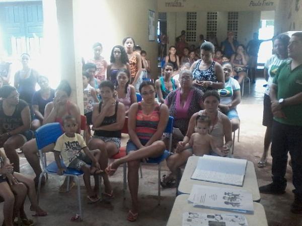 Escola Roberto José de Santana premia os 10 melhores alunos do mês de fevereiro - Imagem 4