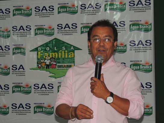 Está sendo realizado em Água Branca o II Mutirão de informações do Programa Bolsa Família - Imagem 5