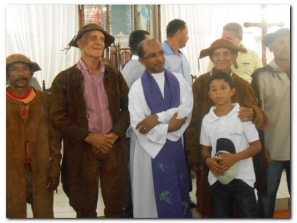 Festejo de São José em Inhuma reúne milhares de fiéis  - Imagem 18