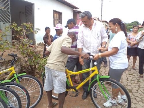 SME faz entrega das bicicletas do programa pedala Piauí no município de Arraial -PI - Imagem 6