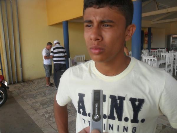 Jovens talentos do futebol elesbonense são destaques na Escolinha do Zico  - Imagem 3