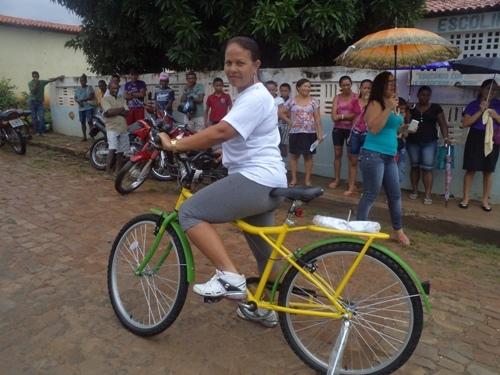 SME faz entrega das bicicletas do programa pedala Piauí no município de Arraial -PI - Imagem 2