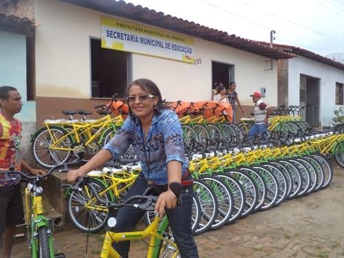 SME faz entrega das bicicletas do programa pedala Piauí no município de Arraial -PI - Imagem 9