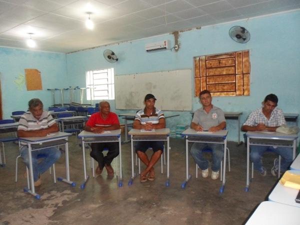 Coordenadora da Merenda Escolar se reúne com agricultores da agricultura familiar - Imagem 1