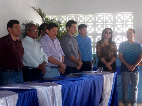 Município envia representantes a reunião do G15 em Elizeu Martins - Imagem 1