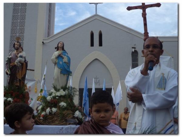 Festejo de São José em Inhuma reúne milhares de fiéis - Imagem 33