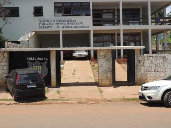 Prédio da Delegacia Regional de Picos apresenta problemas estruturais  - Imagem 1