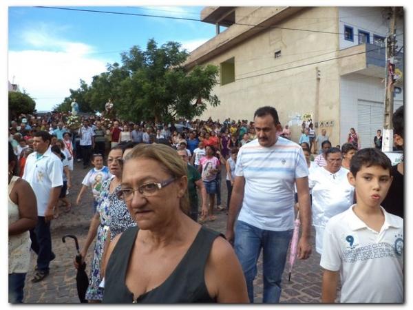 Festejo de São José em Inhuma reúne milhares de fiéis - Imagem 13