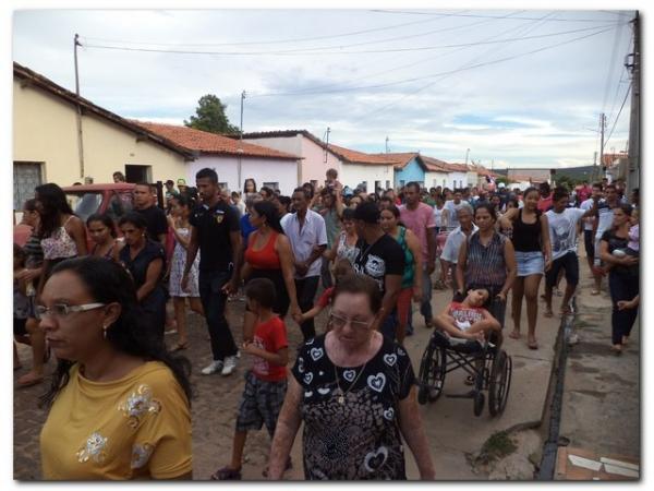 Festejo de São José em Inhuma reúne milhares de fiéis - Imagem 8
