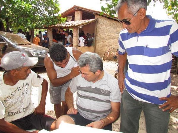 Prefeito Edílson Capote e Deputada Nize Rego visitam comunidades - Imagem 8