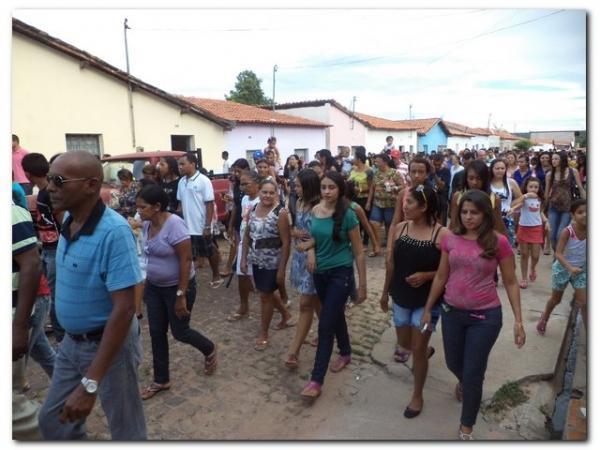 Festejo de São José em Inhuma reúne milhares de fiéis - Imagem 3