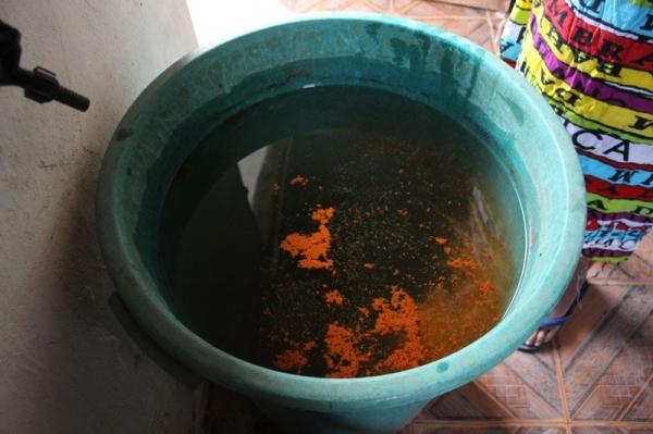 Altos índices de mortes por câncer em Anísio de Abreu leva moradores a desconfiarem de água que chega do encanamento local - Imagem 3