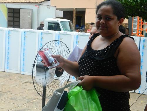 Programa Agente Eletrobras realizou troca de geladeiras e lâmpadas em Brasileira - Imagem 18