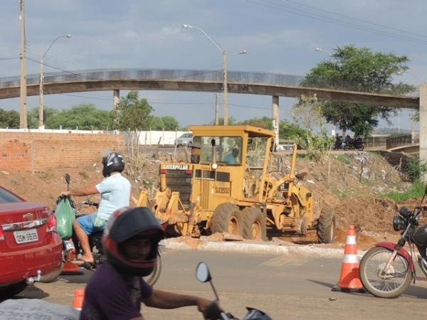 DER aponta interferências para construção do viaduto - Imagem 1