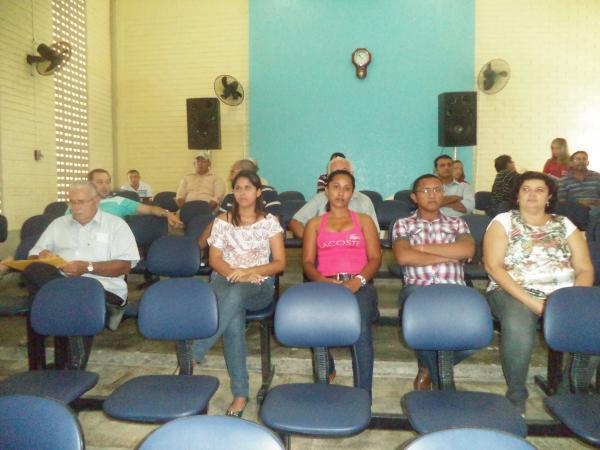 Codevasf em parceria com a prefeitura de São Félix forma comitê para implantação de cisternas - Imagem 2