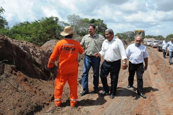Governador visita obras em andamento no município de Boa Hora - Imagem 15