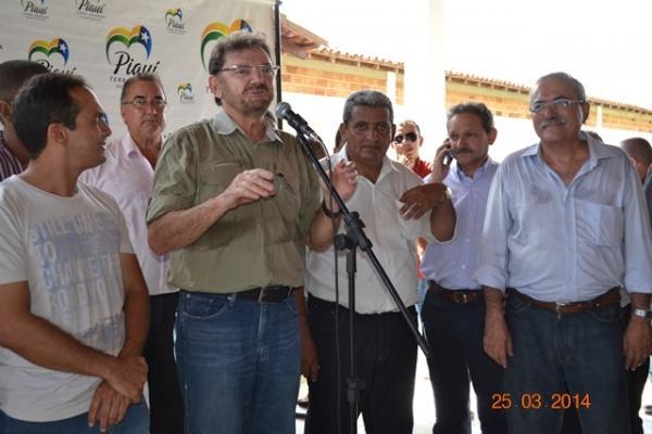 Governador visita obras em andamento no município de Boa Hora - Imagem 37