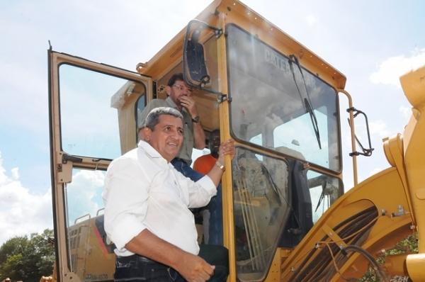 Governador visita obras em andamento no município de Boa Hora - Imagem 21