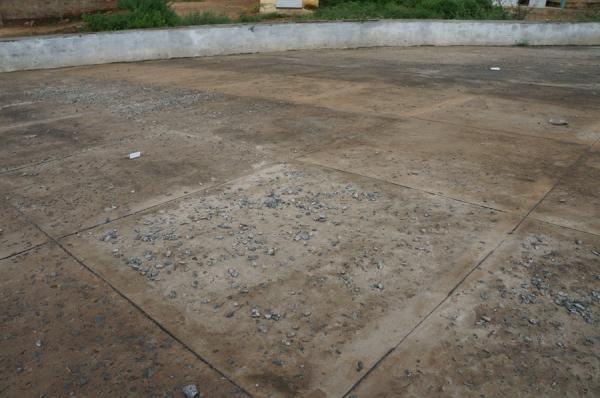 Criticam o governo e esquecem de terminar obra que desmancha com chuva - Imagem 4