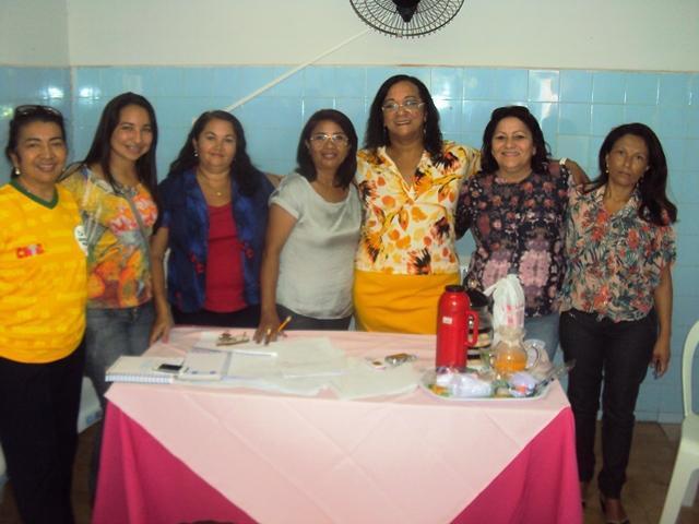 Associaçao de mulheres picoenses ampi é fundada em Picos.