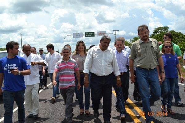 Governador visita obras em andamento no município de Boa Hora - Imagem 77