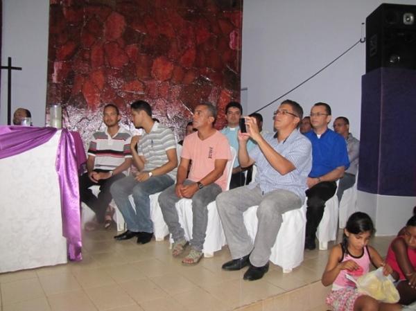 Com muita festa Redenção do Gurguéia recepciona o novo Bispo da Diocese de Bom Jesus  - Imagem 4