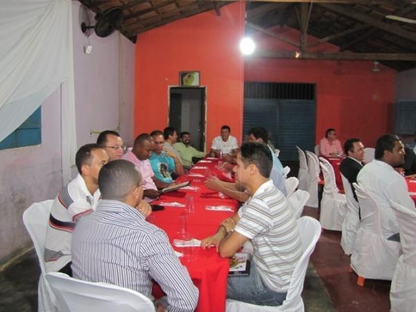 Com muita festa Redenção do Gurguéia recepciona o novo Bispo da Diocese de Bom Jesus  - Imagem 13