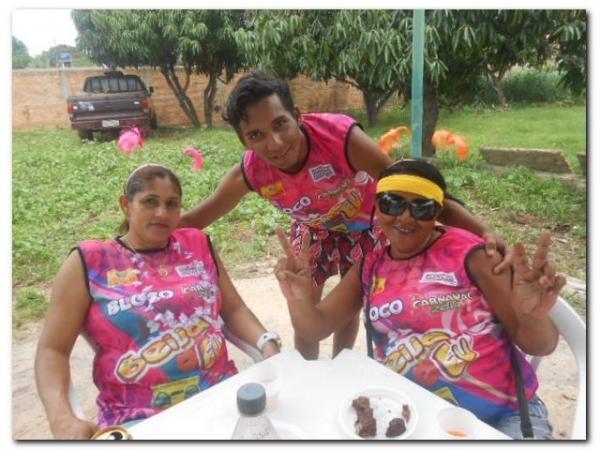 Blocos Beija Eu e Só Amigos deixam as pessoas fascinadas ao desfilarem pelas ruas de Inhuma - Imagem 29