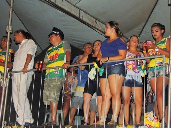 2ª noite, público vai a loucura com Chicabana e Ipede - Imagem 45