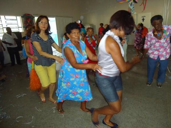 Secretária Municipal de Assistência Social Realizou Carnaval da Melhor Idade - Imagem 26