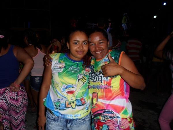 Carnaval 2014: Animação, segurança e tranqüilidade marca a 2ª noite de folia em Valença - Imagem 36