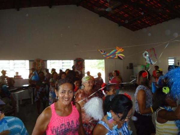 Secretária Municipal de Assistência Social Realizou Carnaval da Melhor Idade - Imagem 47