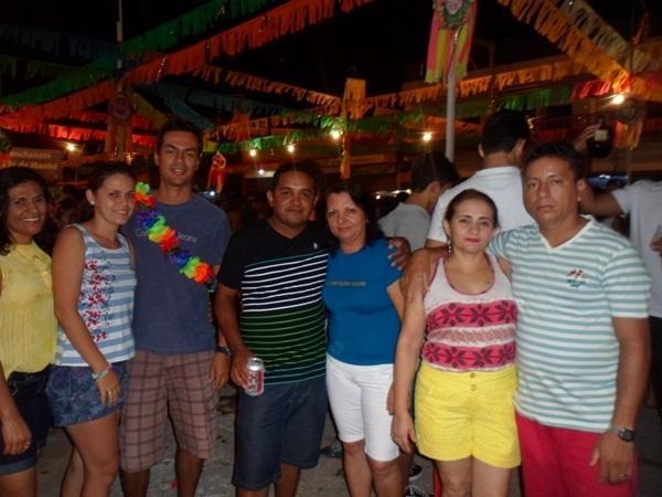 Carnaval 2014: Animação, segurança e tranqüilidade marca a 2ª noite de folia em Valença - Imagem 18