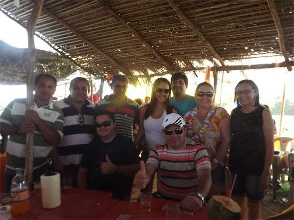 FOTOS: Genival Santos faz a alegria dos foliões no 2º dia de Carnaval de Caxingó - Imagem 7